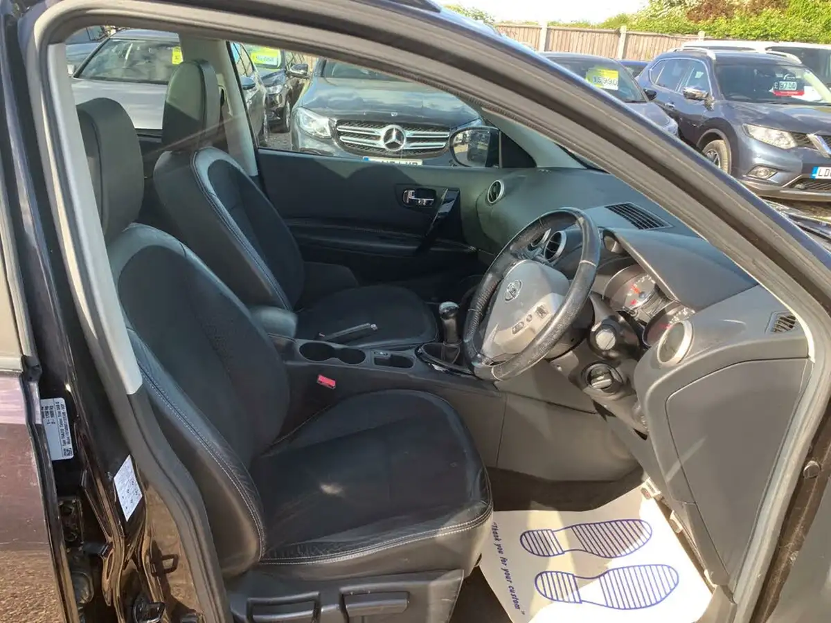 2013-nissan-qashqai-16-360-big-18