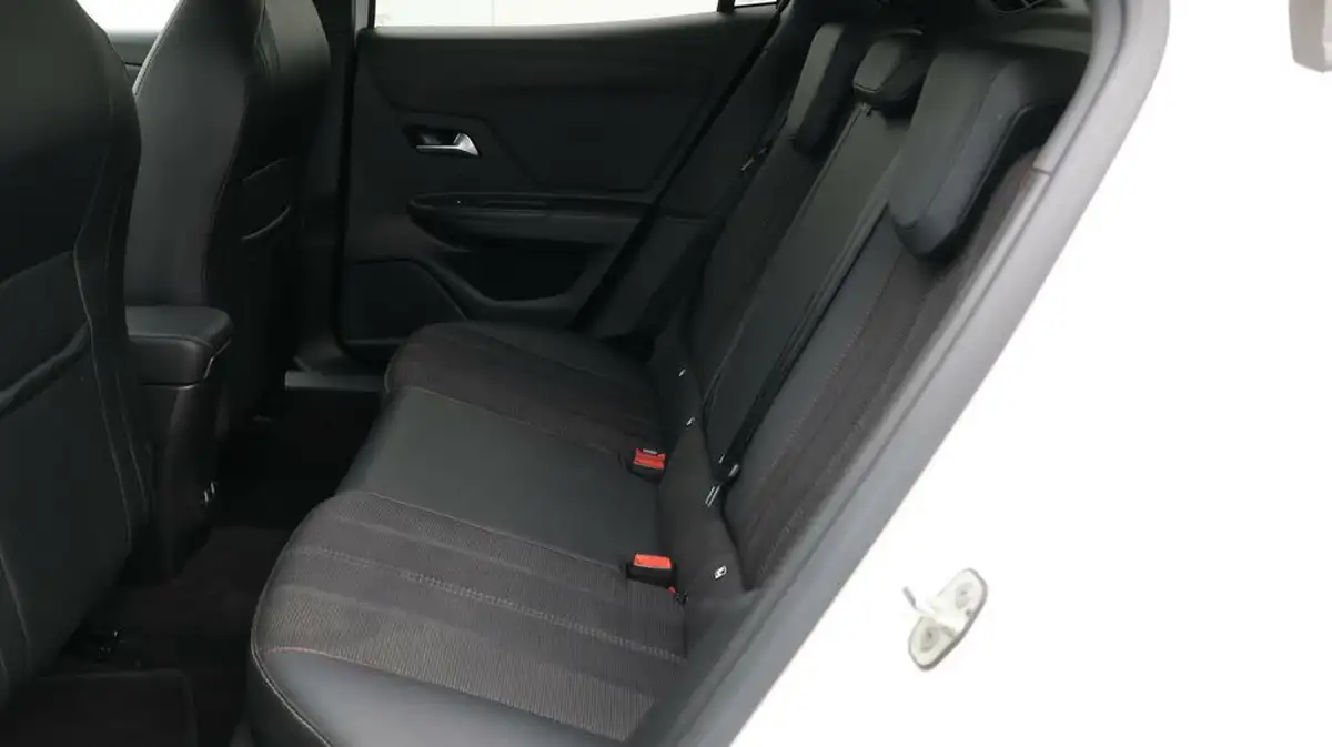 2021-vauxhall-mokka-e-sri-premium-big-16
