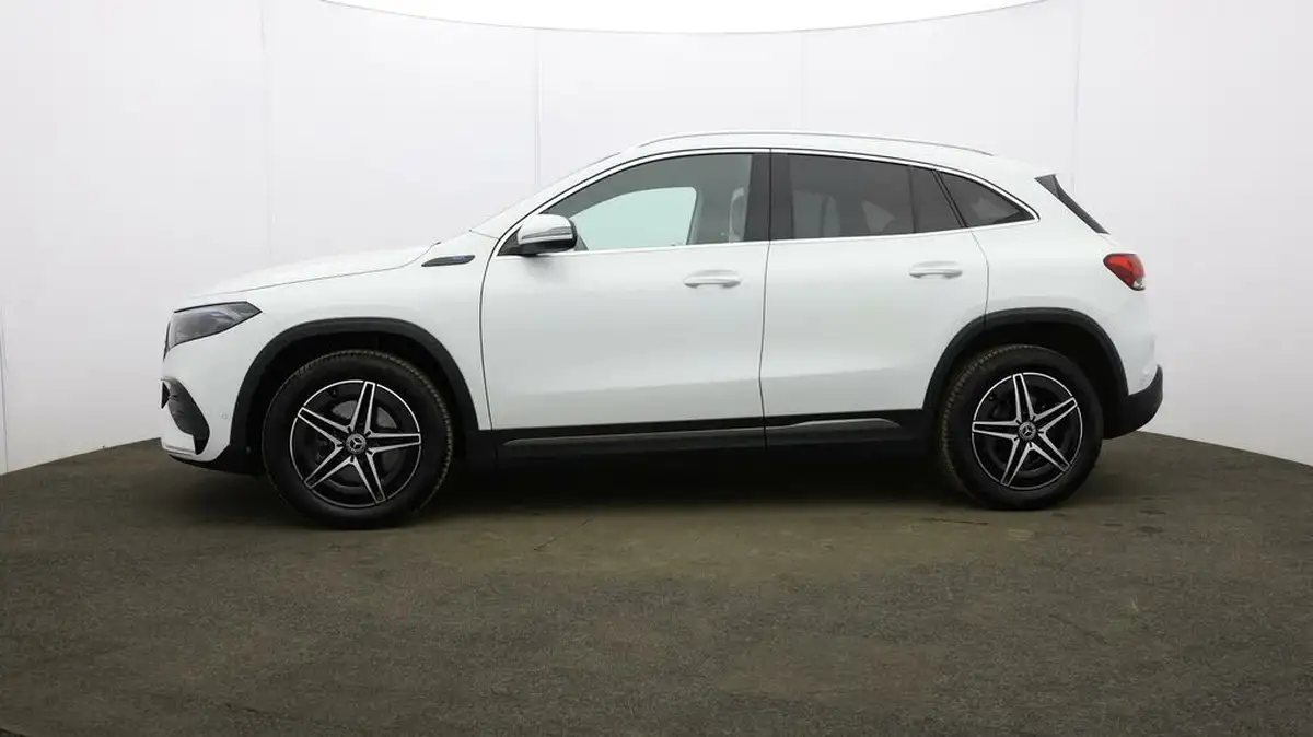 2021-mercedes-benz-eqa-e-eqa-250-amg-line-big-48