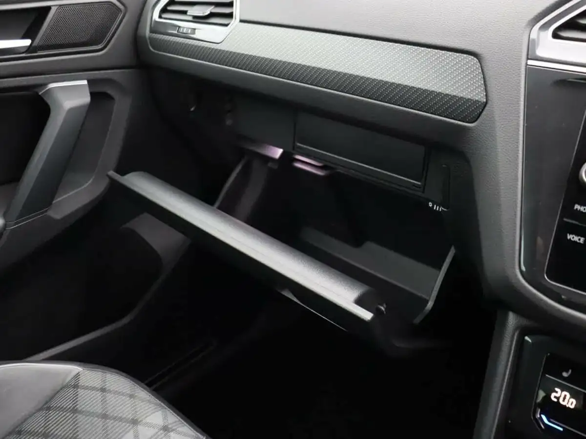 2021-volkswagen-tiguan-15-tsi-r-line-big-36
