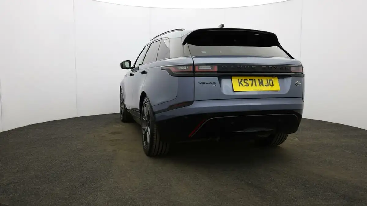 2022-land-rover-range-rover-velar-20-d200-r-dynamic-hse-big-25