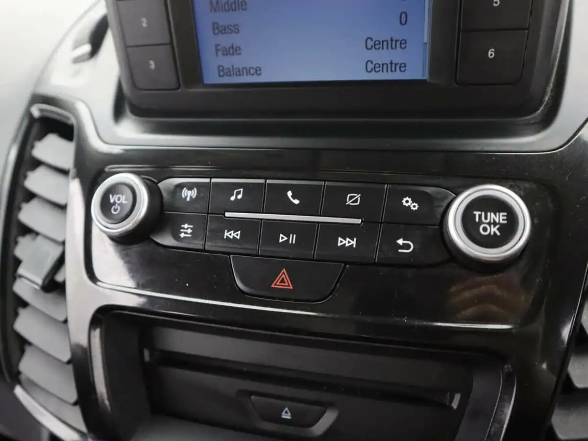 2022-ford-tourneo-connect-15-titanium-120ps-ecoblue-1499cc-powershift-big-17