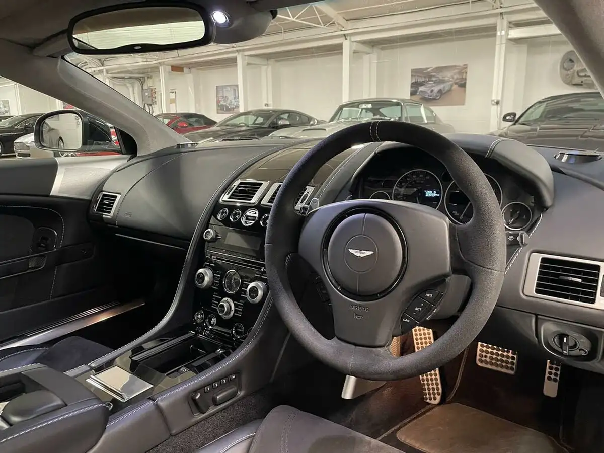 2010-aston-martin-dbs-60-touchtronic-big-9