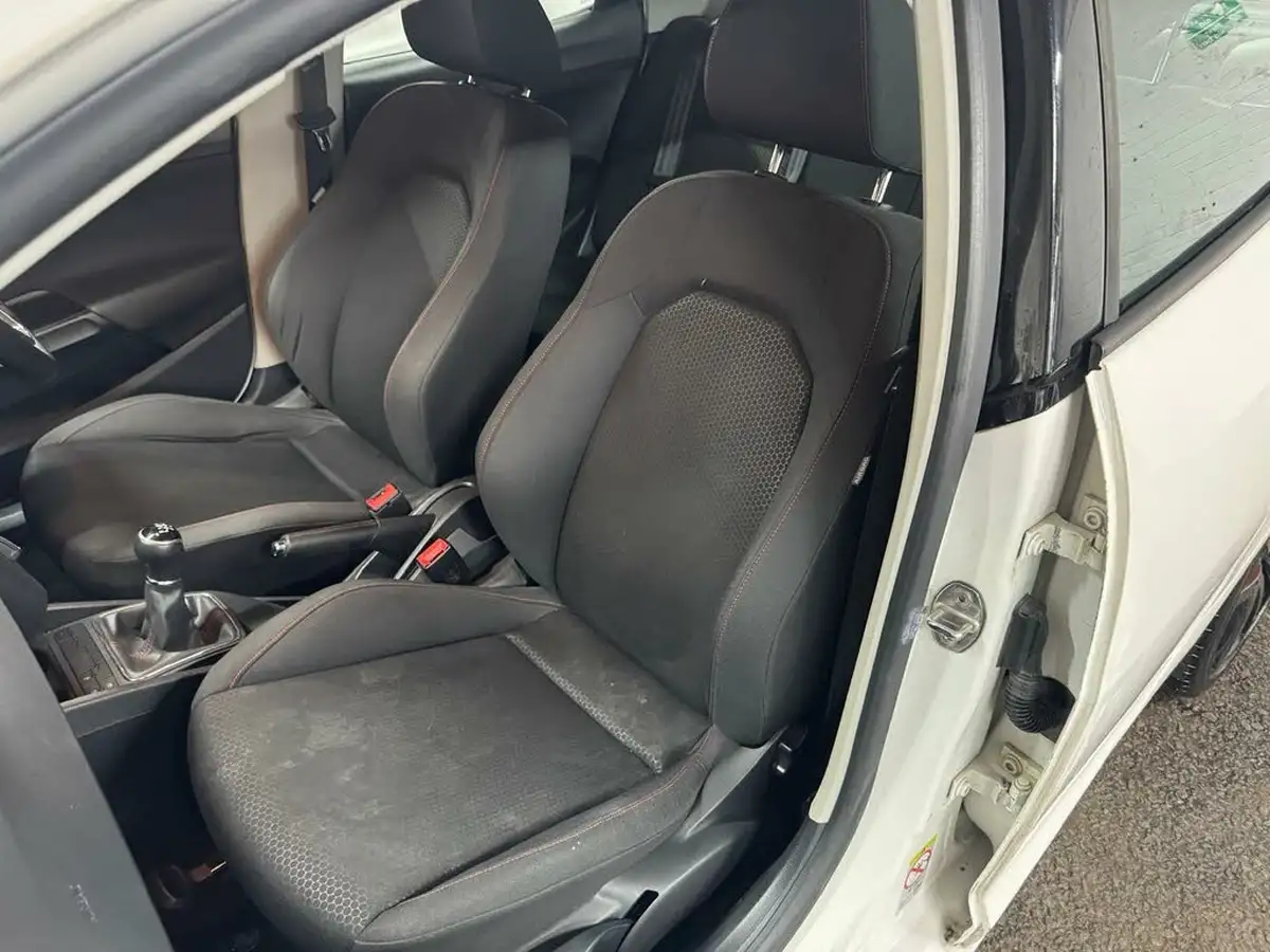 2017-seat-ibiza-12-tsi-fr-technology-110ps-hatchback-5d-big-19