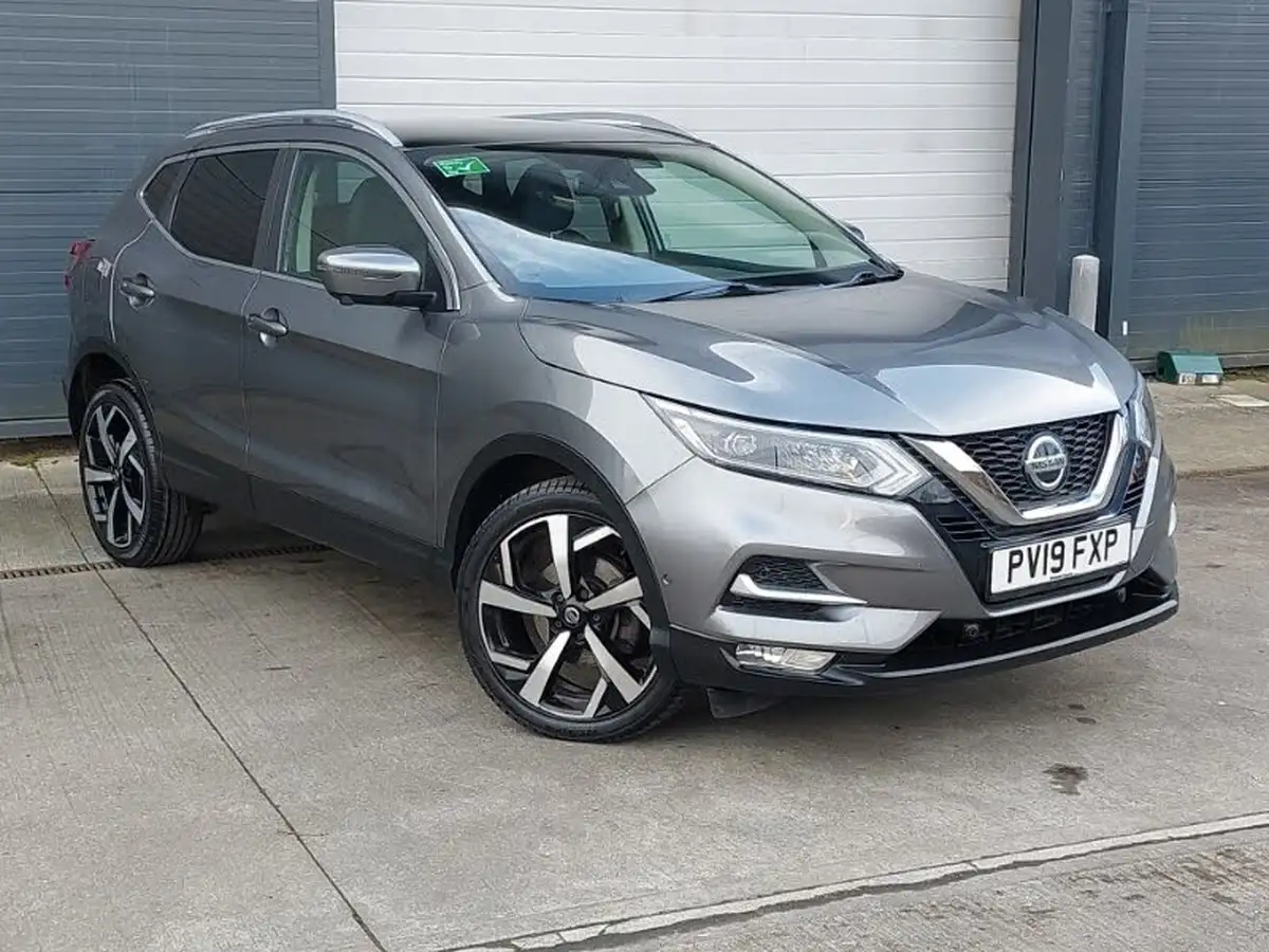 2019-nissan-qashqai-13-dig-t-tekna-160ps-dct-big-0