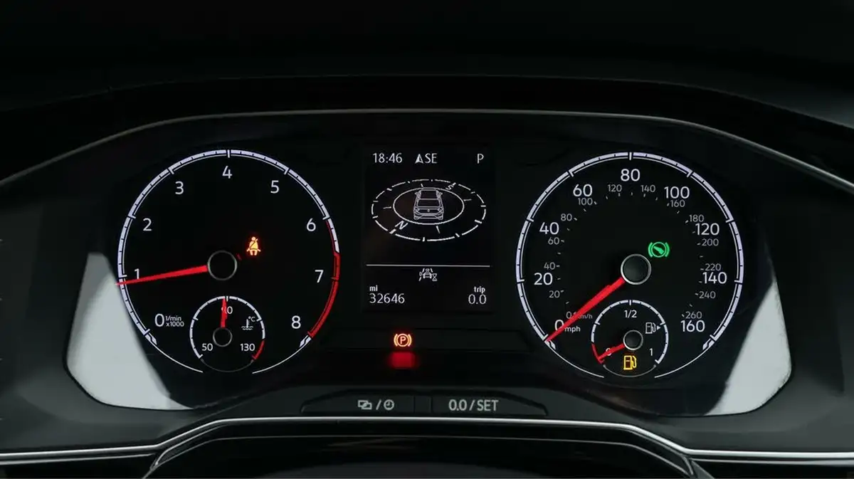 2021-volkswagen-polo-10-tsi-active-dsg-big-10