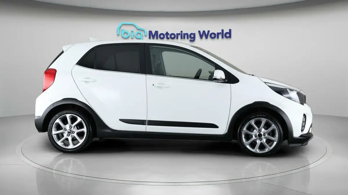 2019-kia-picanto-125-x-line-big-8