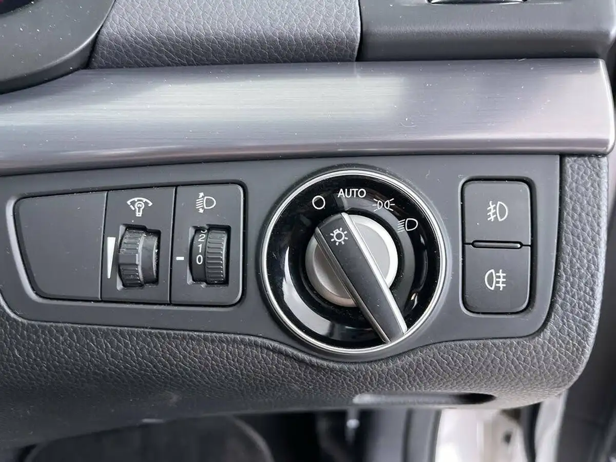 2014-hyundai-i40-17td-premium-136ps-estate-5d-auto-big-49