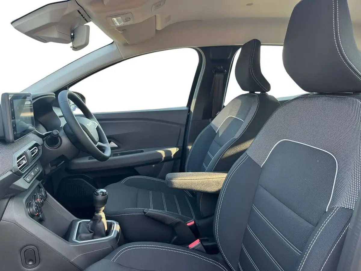 2024-dacia-sandero-10-tce-expression-90bhp-big-7