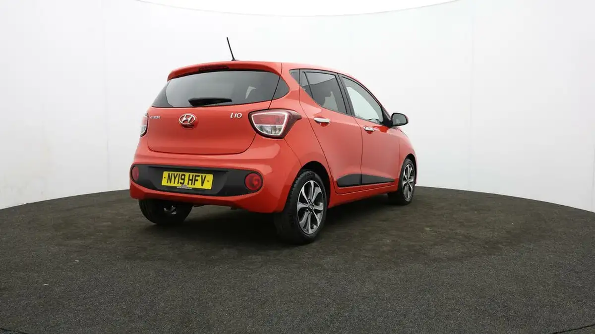 2019-hyundai-i10-12-premium-se-big-74