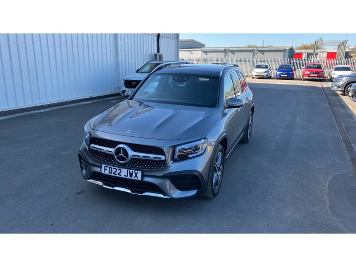 2021-mercedes-benz-glb-class-13-glb200-amg-line-premium-plus-7-8g-tronic-big-56