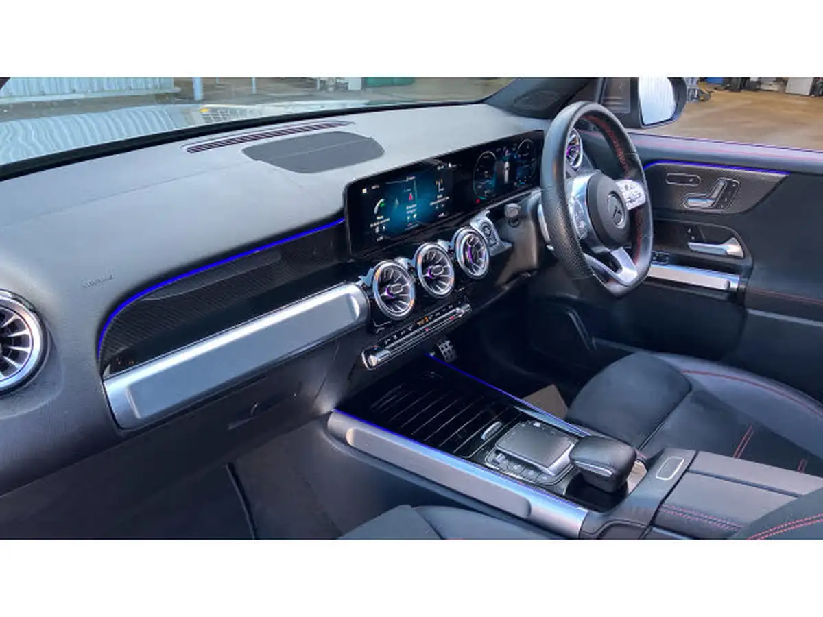 2021-mercedes-benz-glb-class-13-glb200-amg-line-premium-plus-7-8g-tronic-big-8