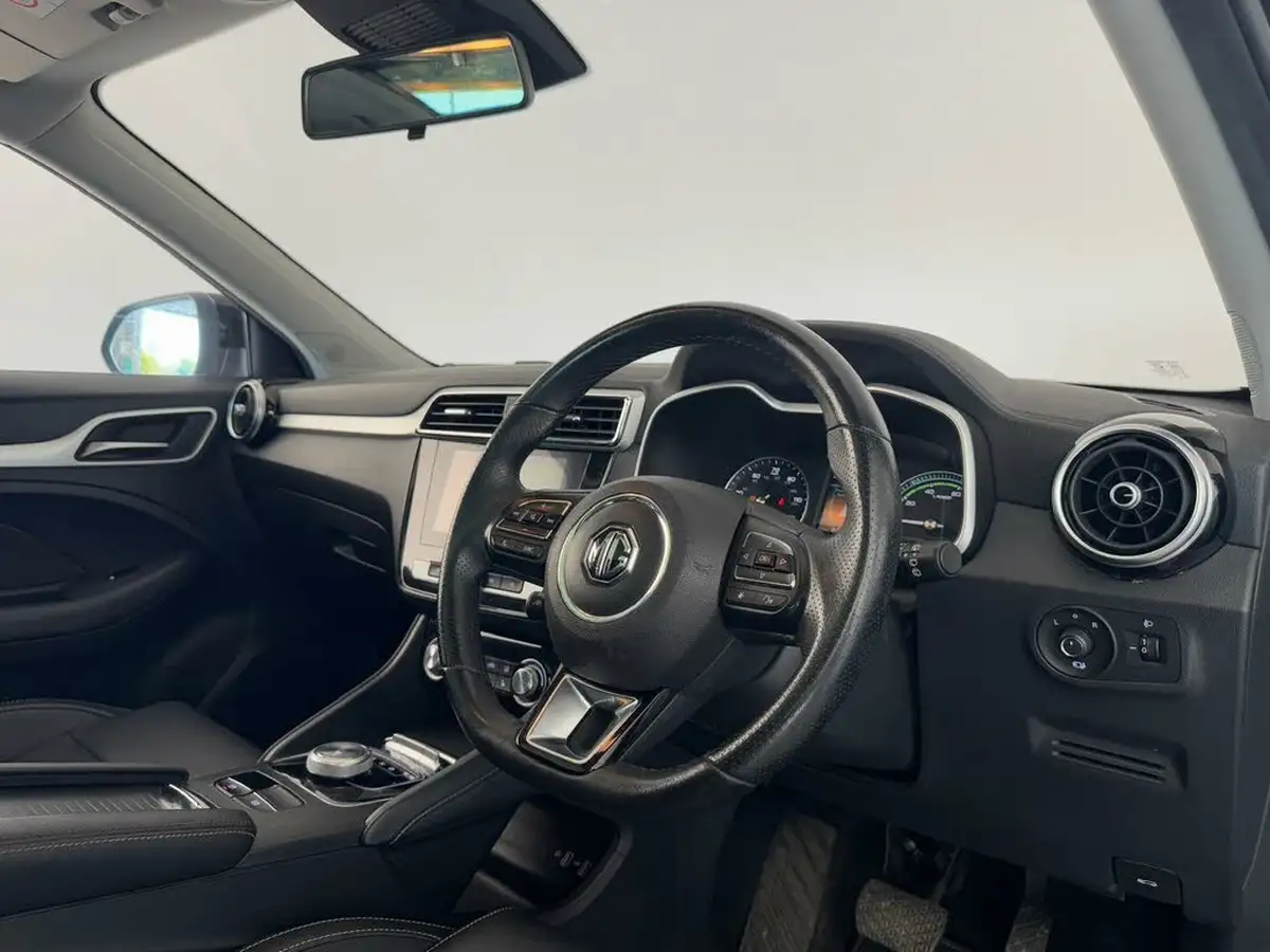 2021-mg-zs-suv-e-exclusive-ev-big-9