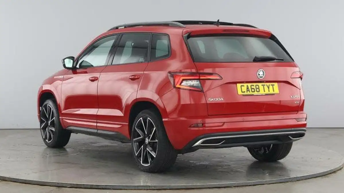 2018-skoda-karoq-20tdi-sportline-150ps-big-2