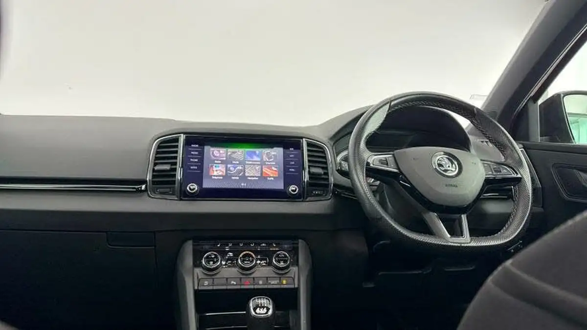 2018-skoda-karoq-20tdi-sportline-150ps-big-26