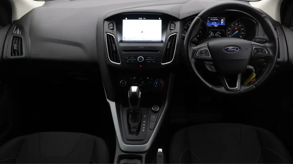 2018-ford-focus-10t-zetec-edition-125ps-hatchback-auto-big-18