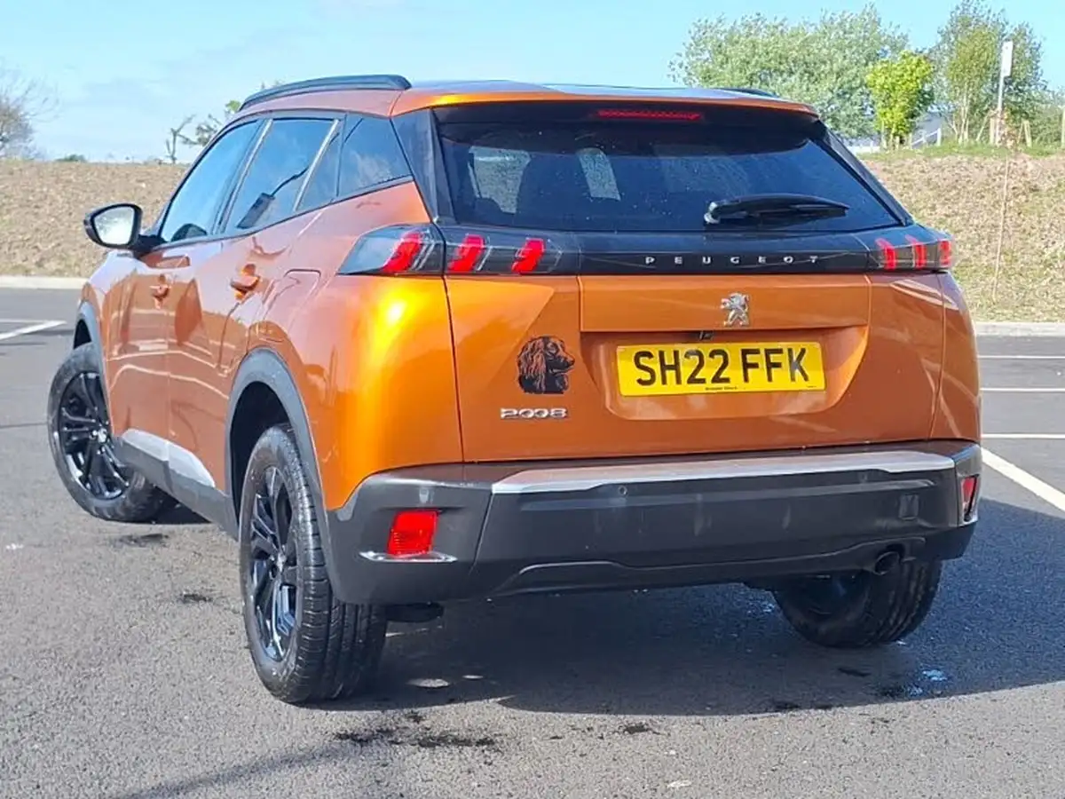 2022-peugeot-2008-suv-12-puretech-allure-premium-100bhp-big-1