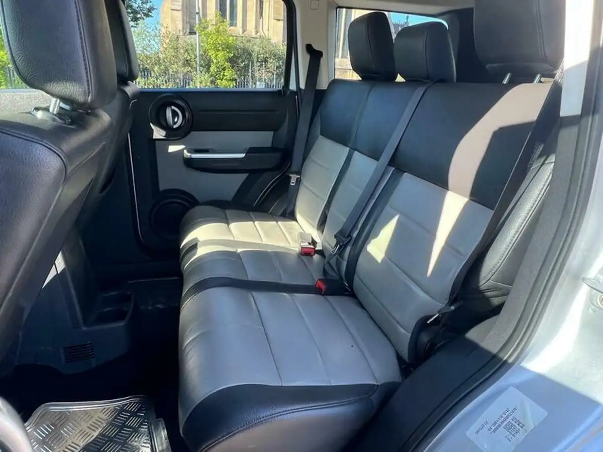2009-dodge-nitro-28td-sxt-auto-big-28