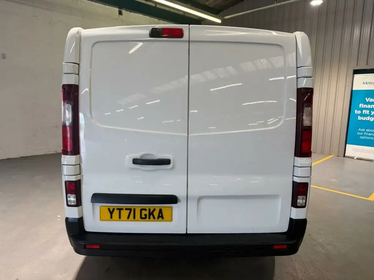 2021-nissan-nv300-20dci-tekna-l1h1-120bhpeu6dt-30-panel-big-10