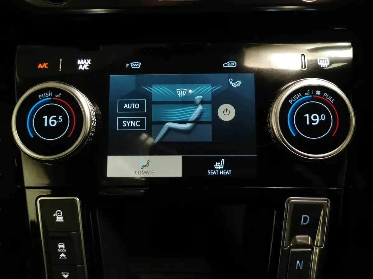 2021-jaguar-i-pace-ev400-hse-big-19