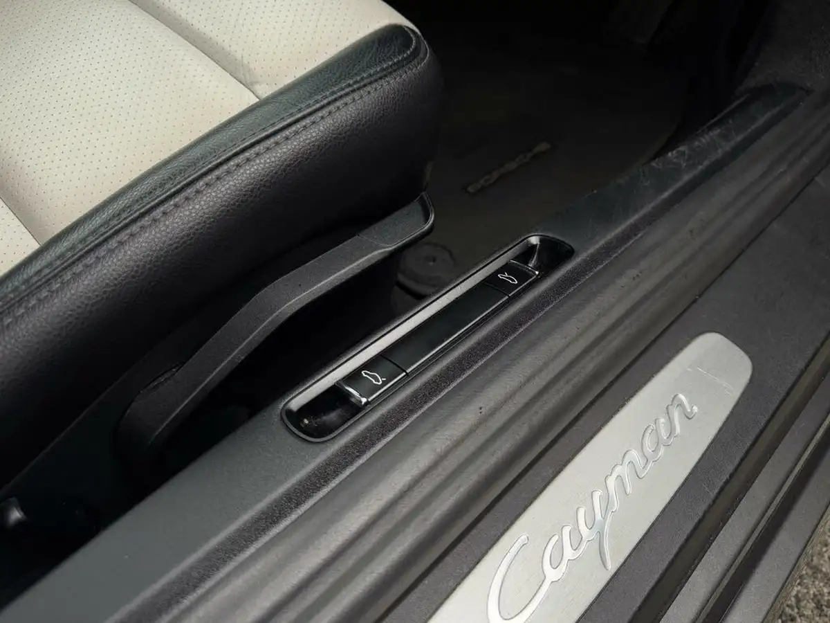 2019-porsche-cayman-718-20-cayman-pdk-big-49
