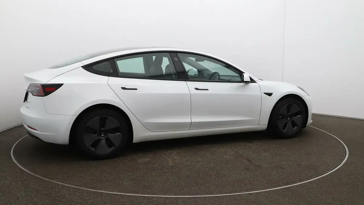 2021-tesla-model-3-e-long-range-4x4-big-49