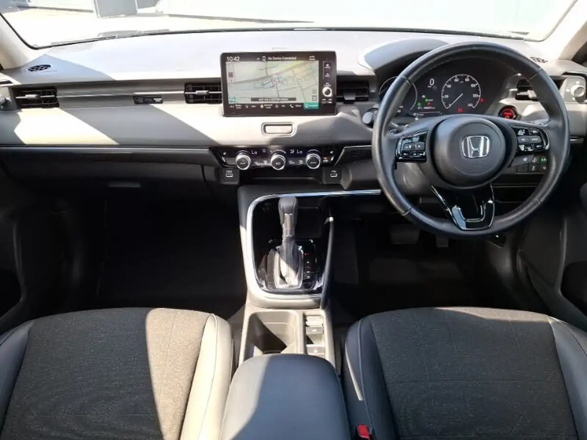 2022-honda-hr-v-15-i-mmd-advance-big-2