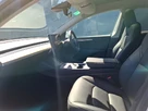 2022-tesla-model-y-e-long-range-small-4