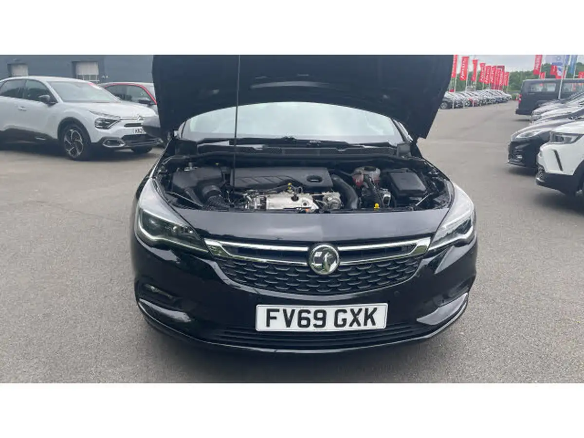 2019-vauxhall-astra-16cdti-griffin-big-7