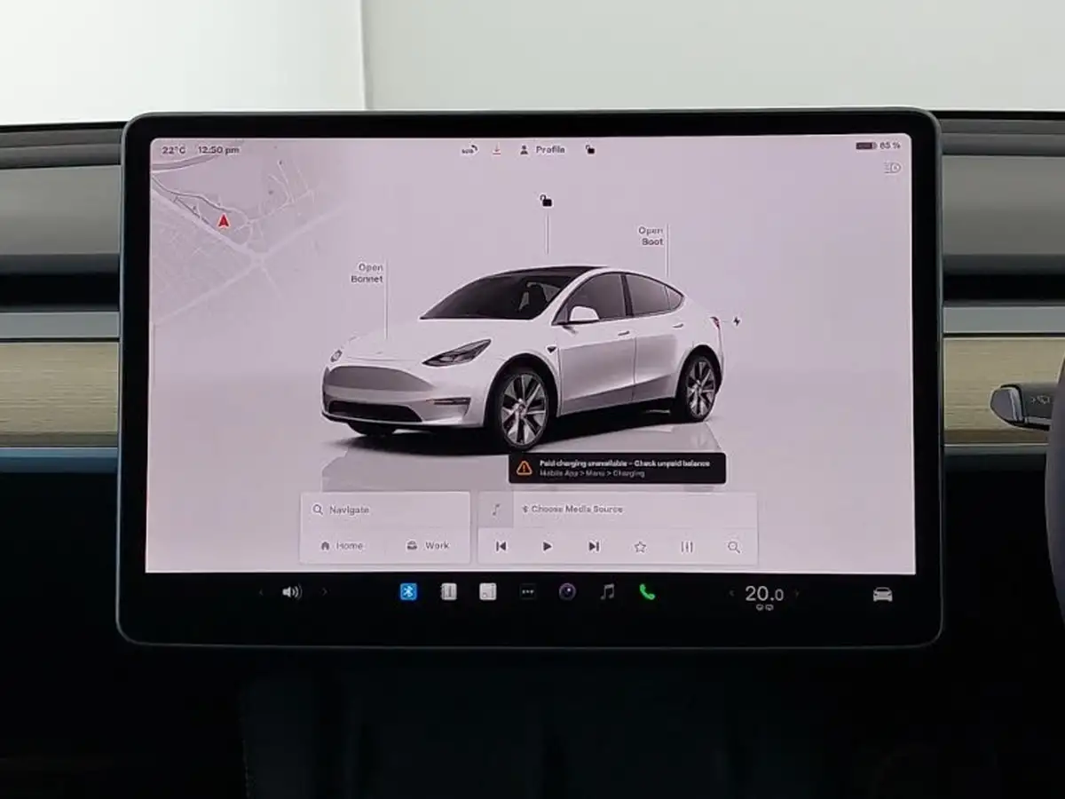 2023-tesla-model-y-e-rwd-big-9