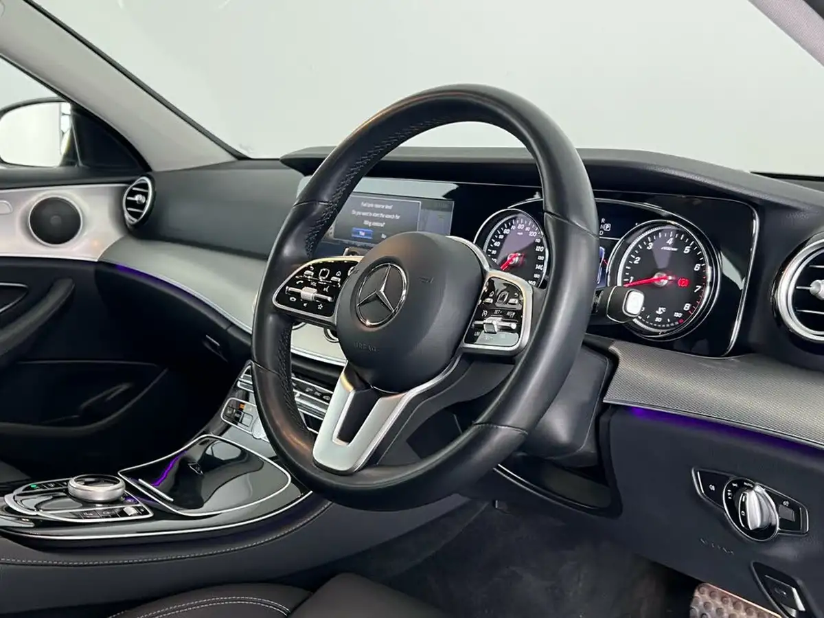 2019-mercedes-benz-e-class-20-e200-se-estate-5d-big-22