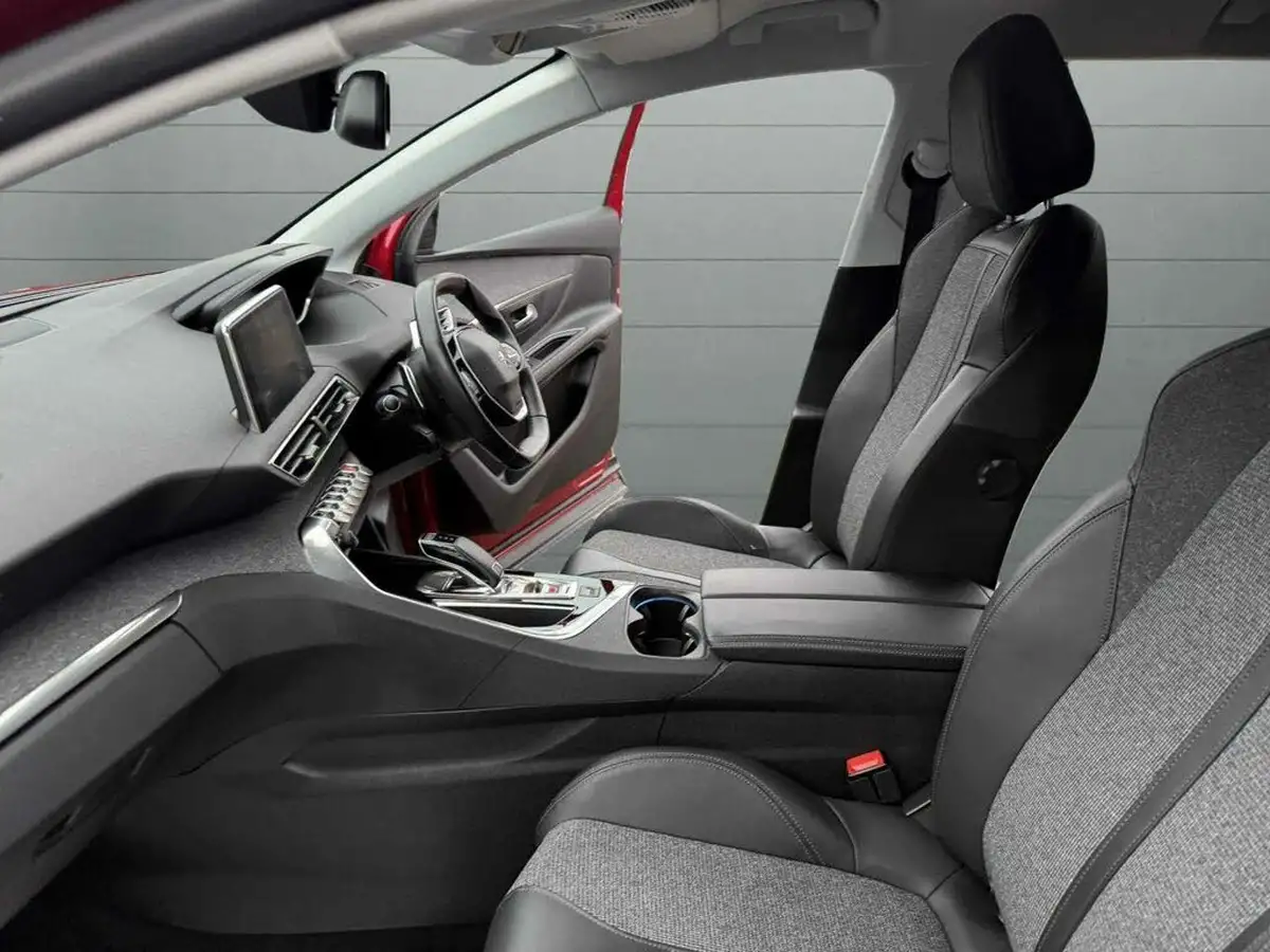2020-peugeot-3008-suv-12-puretech-allure-eat8-big-37