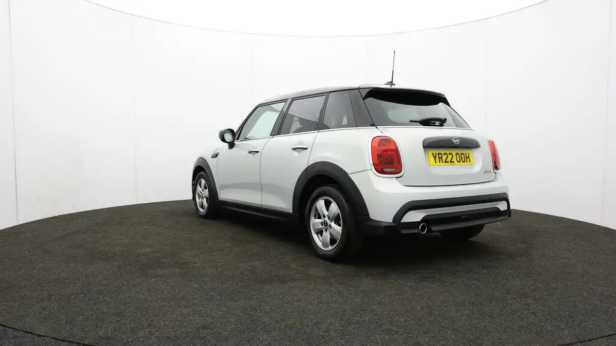 2022-mini-cooper-15-cooper-classic-hatchback-5d-auto-big-78