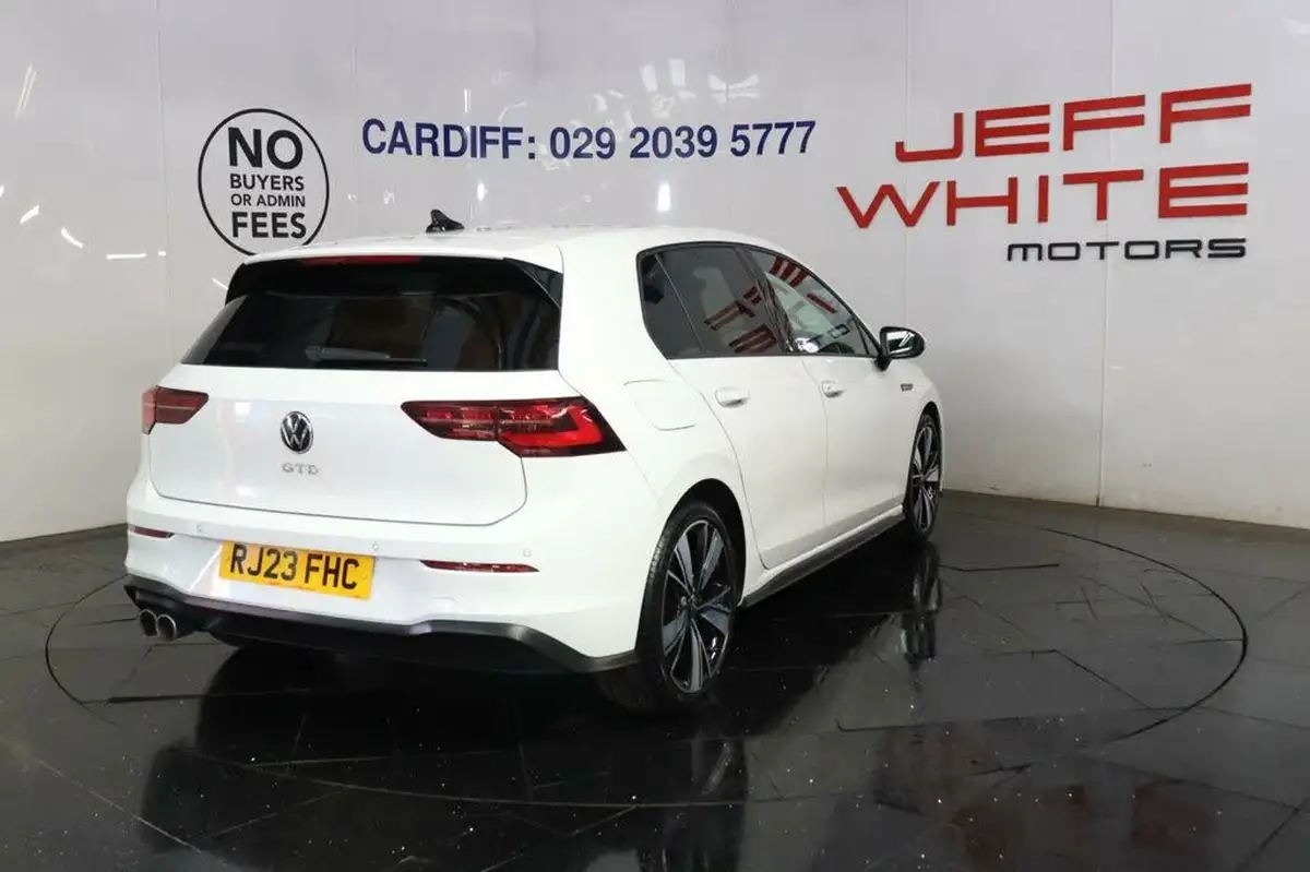 2023-volkswagen-golf-20tdi-gtd-big-4