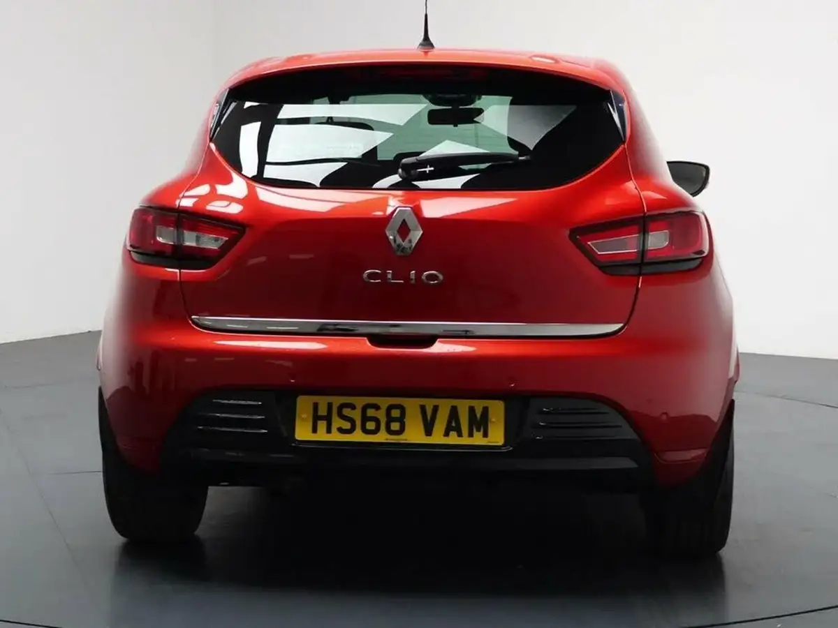 2019-renault-clio-09-tce-iconic-90ps-big-10