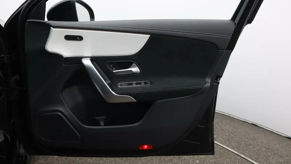 2022-mercedes-benz-a-class-13-a180-amg-line-premium-edition-hatchback-5d-7g-dct-big-15