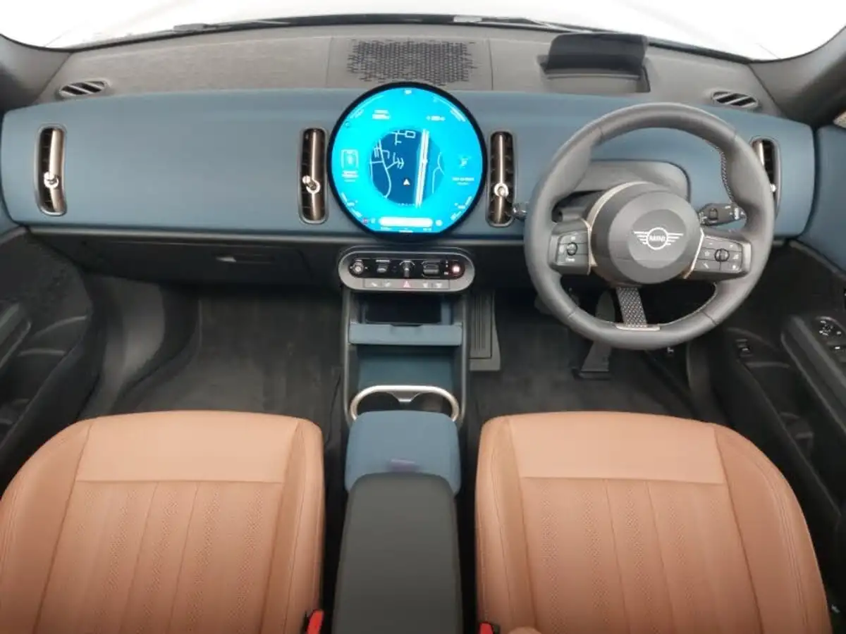 2024-mini-countryman-e-cooper-e-exclusive-big-3