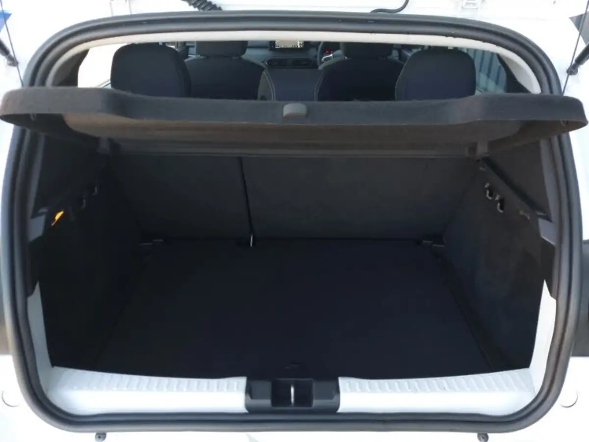 2022-dacia-sandero-stepway-10-tce-comfort-90bhp-big-7