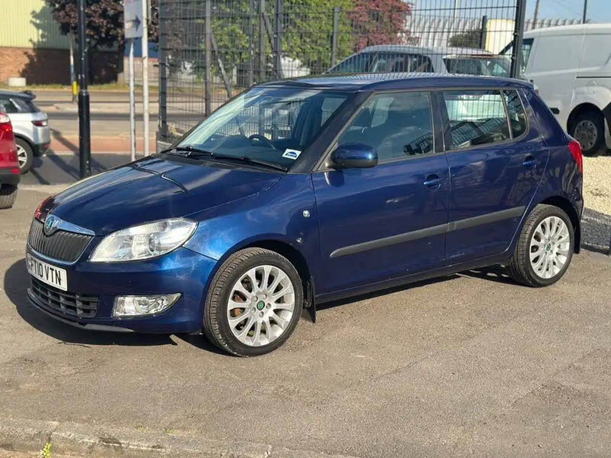 2010-skoda-fabia-12-elegance-85bhp-hatchback-1198cc-big-13