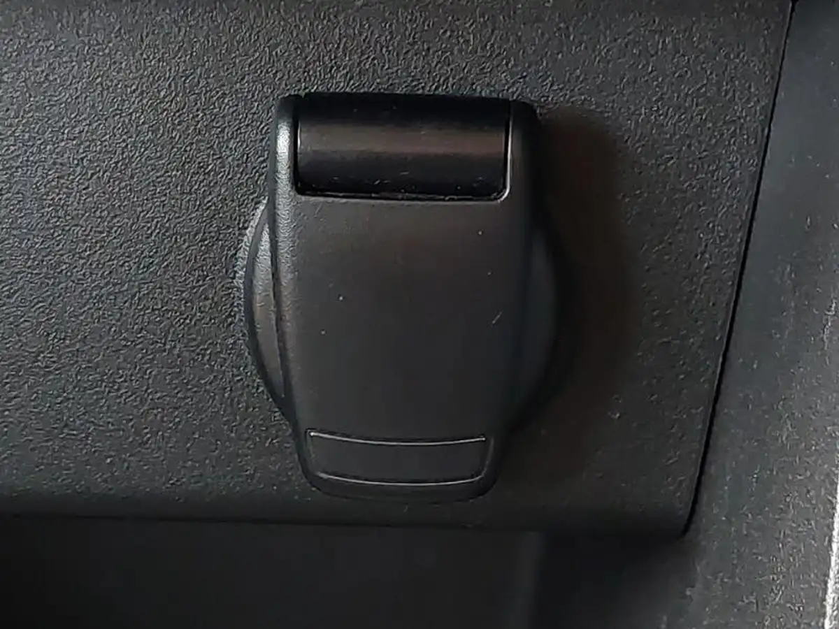 2021-dacia-sandero-stepway-10-tce-essential-90bhp-big-13