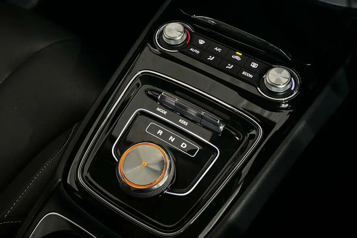 2022-mg-mg5-e-exclusive-ev-long-range-big-36