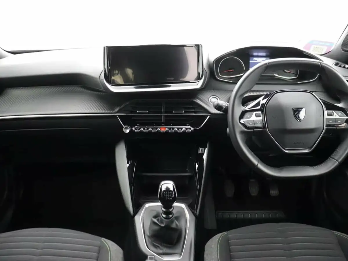 2023-peugeot-2008-suv-12-puretech-active-big-18