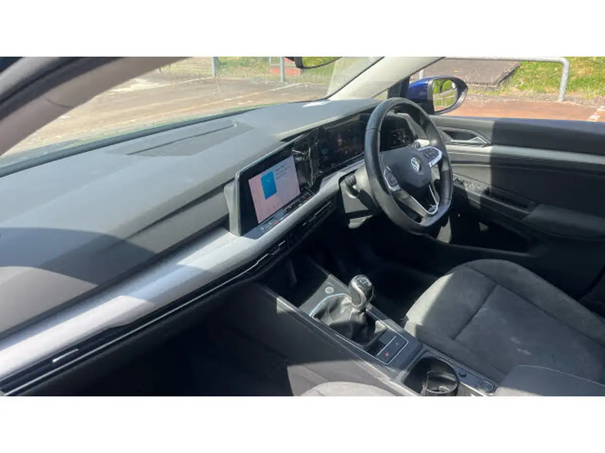 2020-volkswagen-golf-15-tsi-life-130ps-hatchback-big-8