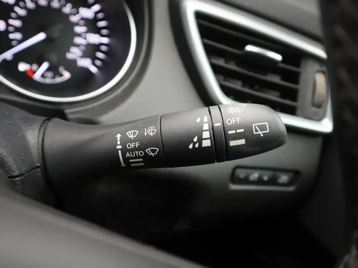 2020-nissan-qashqai-13-dig-t-acenta-premium-160ps-big-31