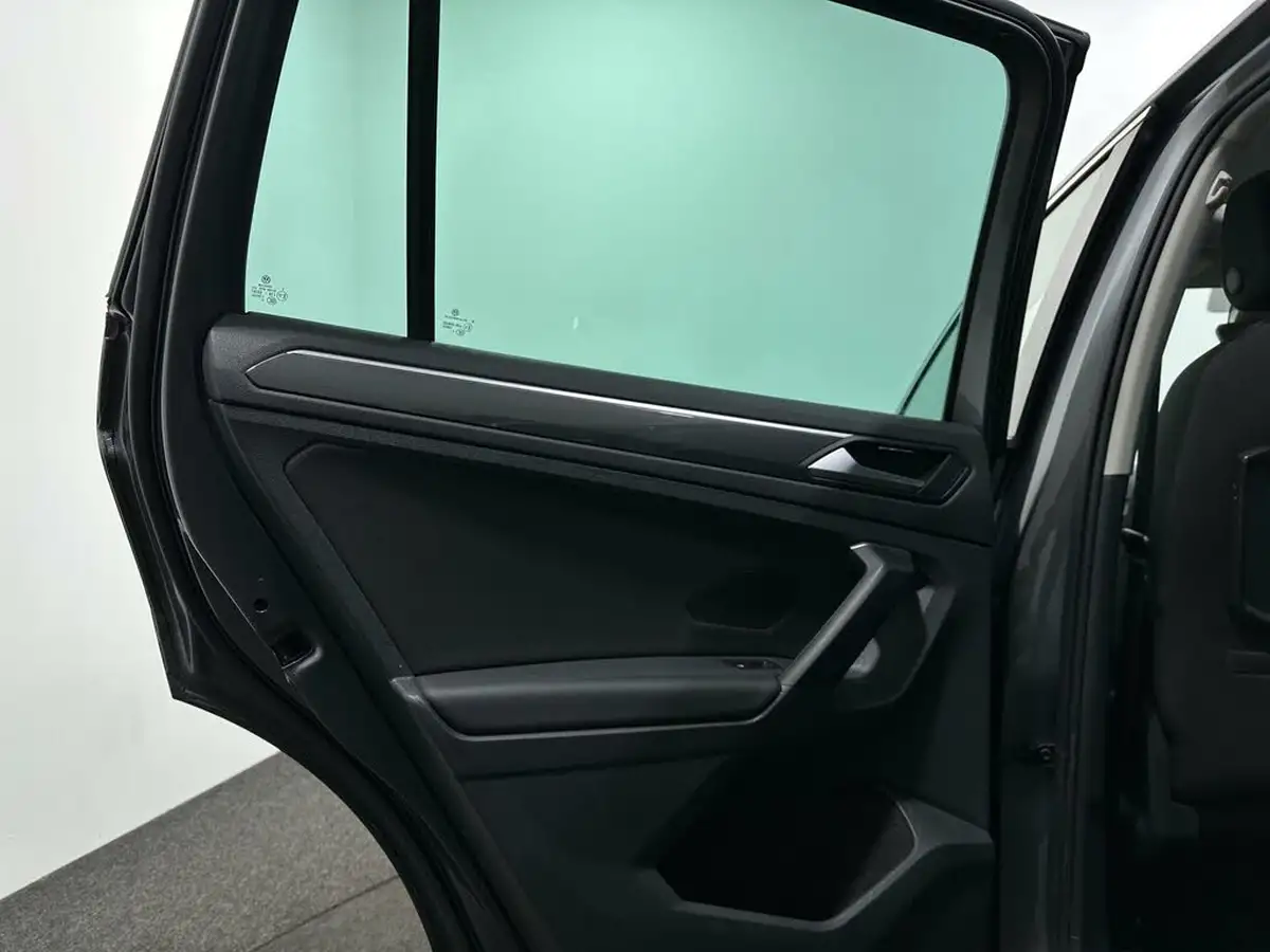 2018-volkswagen-tiguan-20tdi-sel-150ps-ss-dsg-big-42