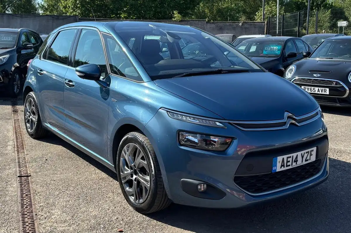 2014-citroen-c4-picasso-16e-hdi-exclusive-etg6-big-0