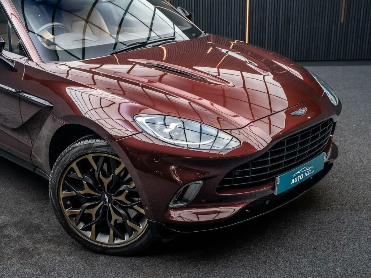 2021-aston-martin-dbx-40-v8-big-12