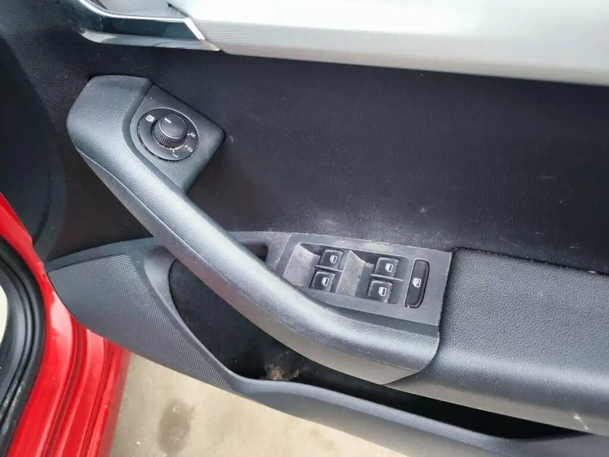 2014-skoda-octavia-14-se-hatchback-dsg-big-19