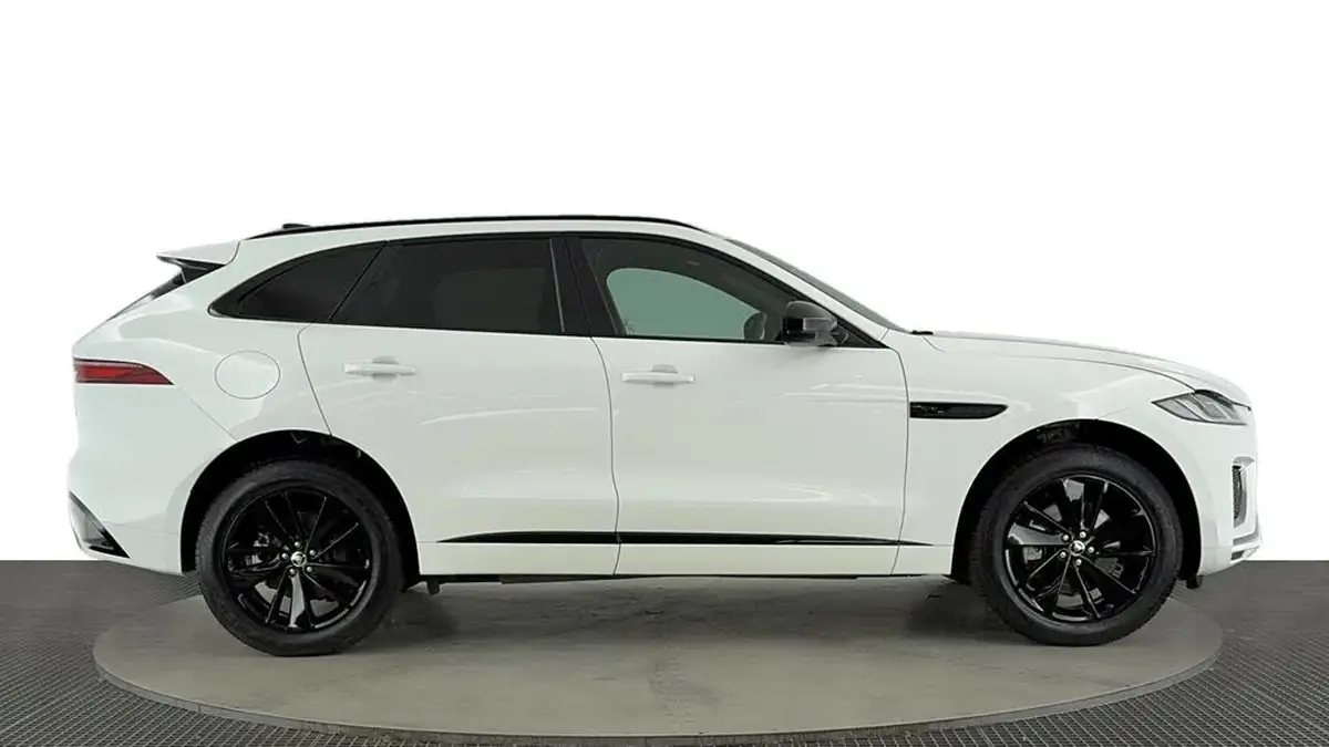 2024-jaguar-f-pace-20-d200-r-dynamic-se-black-90th-anniversary-edition-big-2