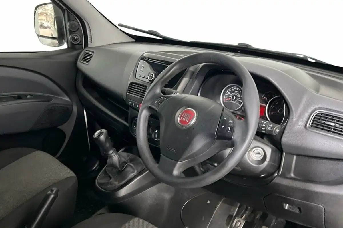 2021-fiat-doblo-cargo-13td-l2h1-maxi-panel-van-big-11